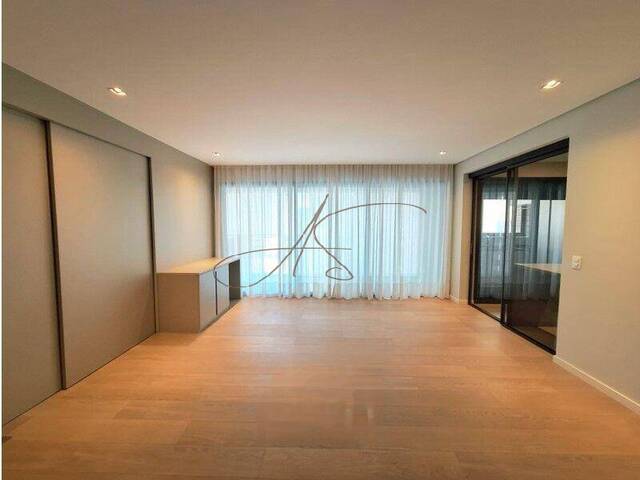 #33 - Apartamento para Venda em São Paulo - SP