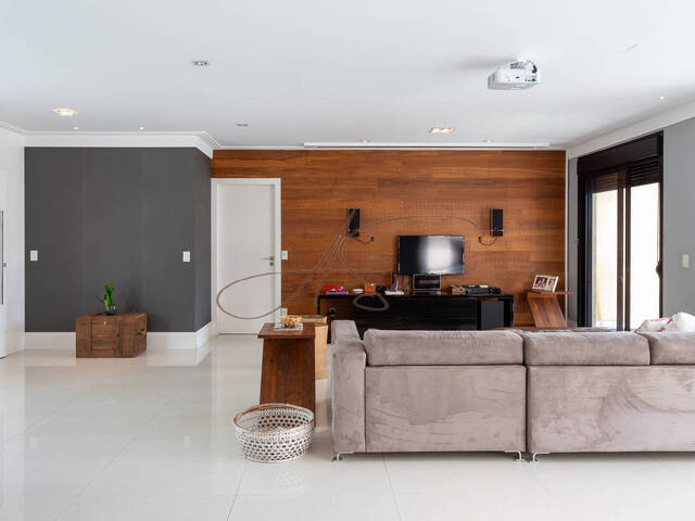 Venda em Real Parque - São Paulo