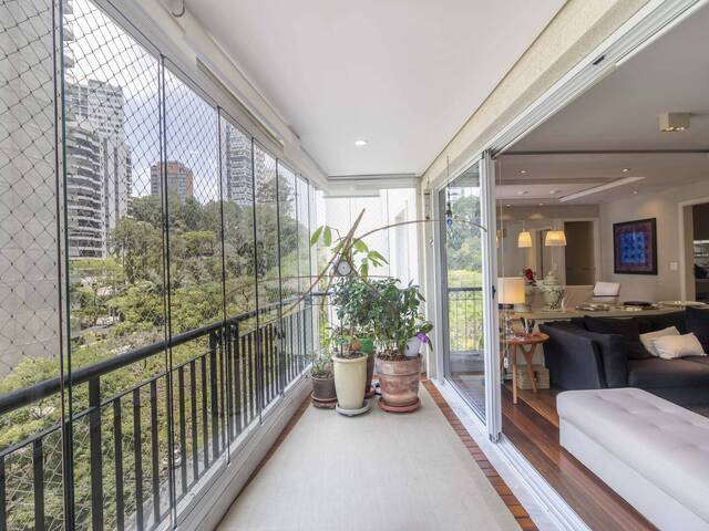 #233 - Apartamento para Venda em São Paulo - SP